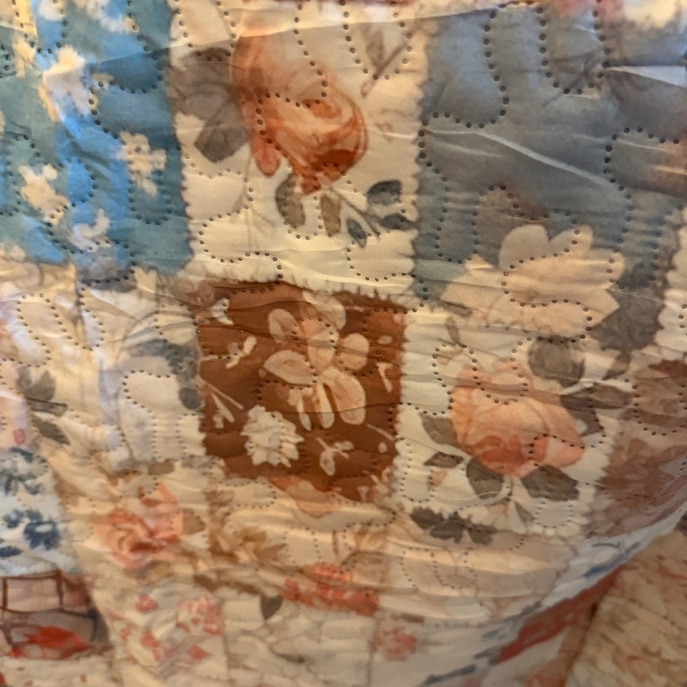 Floral Patchwork Quilt Multi Color Cottagecore Farmhouse Bedding 96" x 108" - Picture 12 of 15